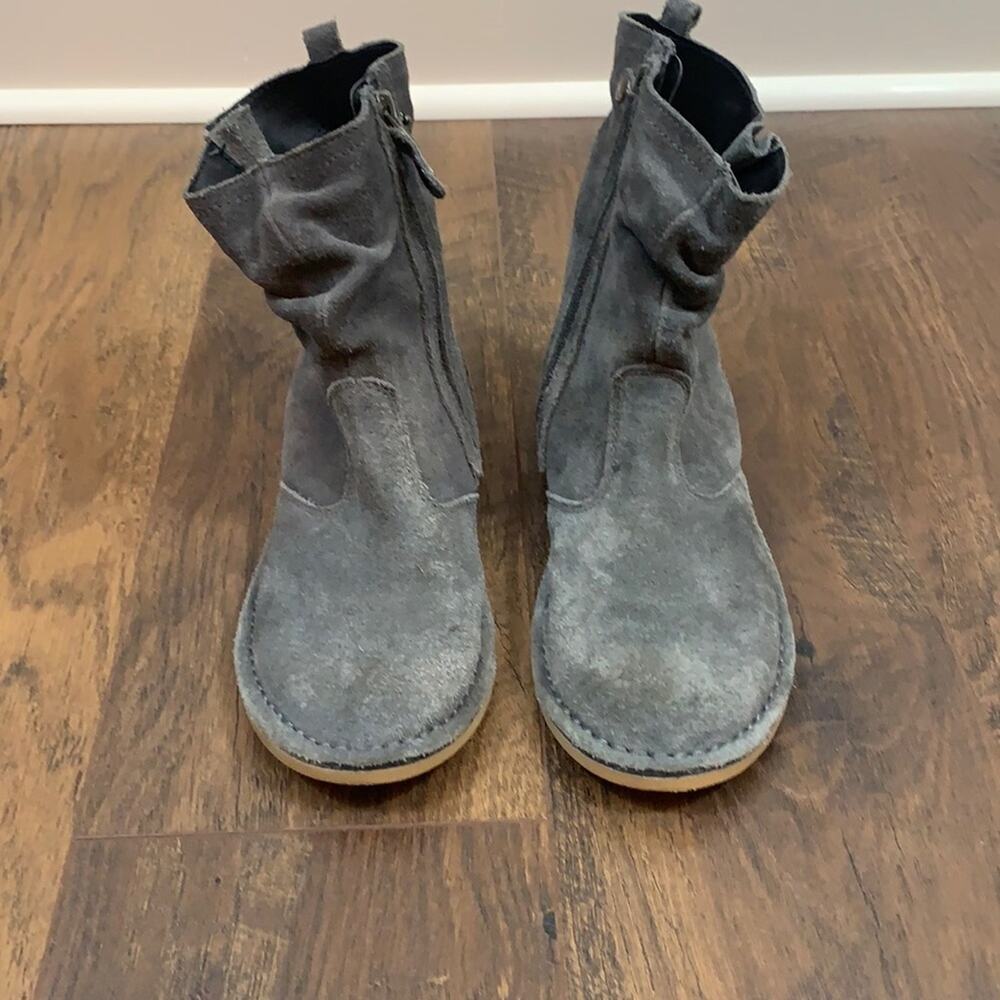 Garnet Hill Naturino Suede Gray Slouch Boots